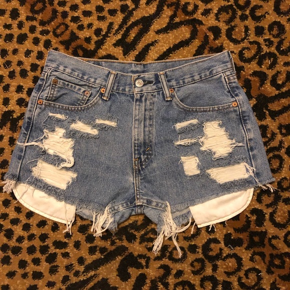 SOLD. Levi’s | Custom Vintage Distressed Shorts - Picture 8 of 8